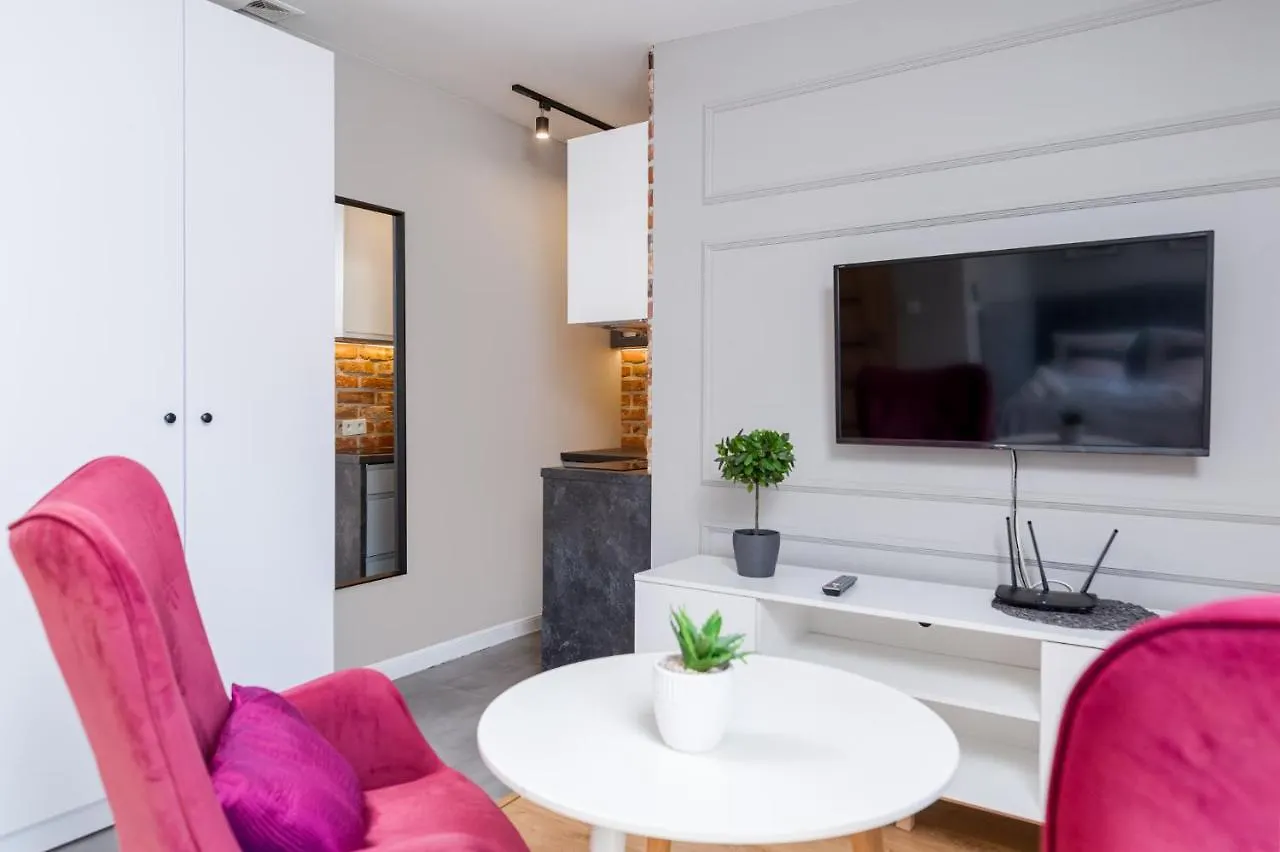 Saint Florian'S Suites - Old Town Luxury Apartments - By Upstairs Krasków