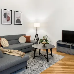  Appartement Wawelove Pilsudskiego - 3 Bedroom Apt. With Balcony And Free Parking!