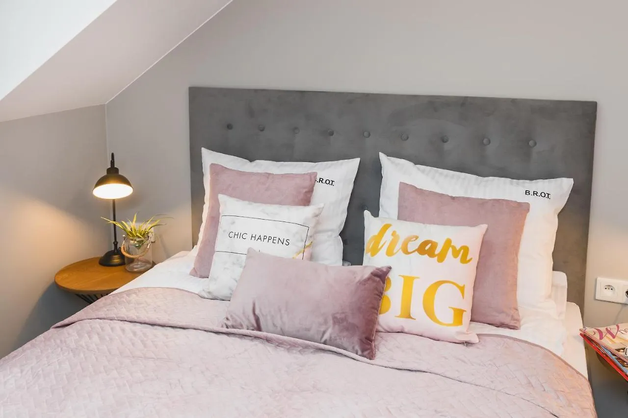 Saint Florian'S Suites - Old Town Luxury Apartments - By Upstairs Krakow 0*,  Poland
